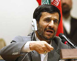 Kooky Iranian Government Outlaws the Color Green